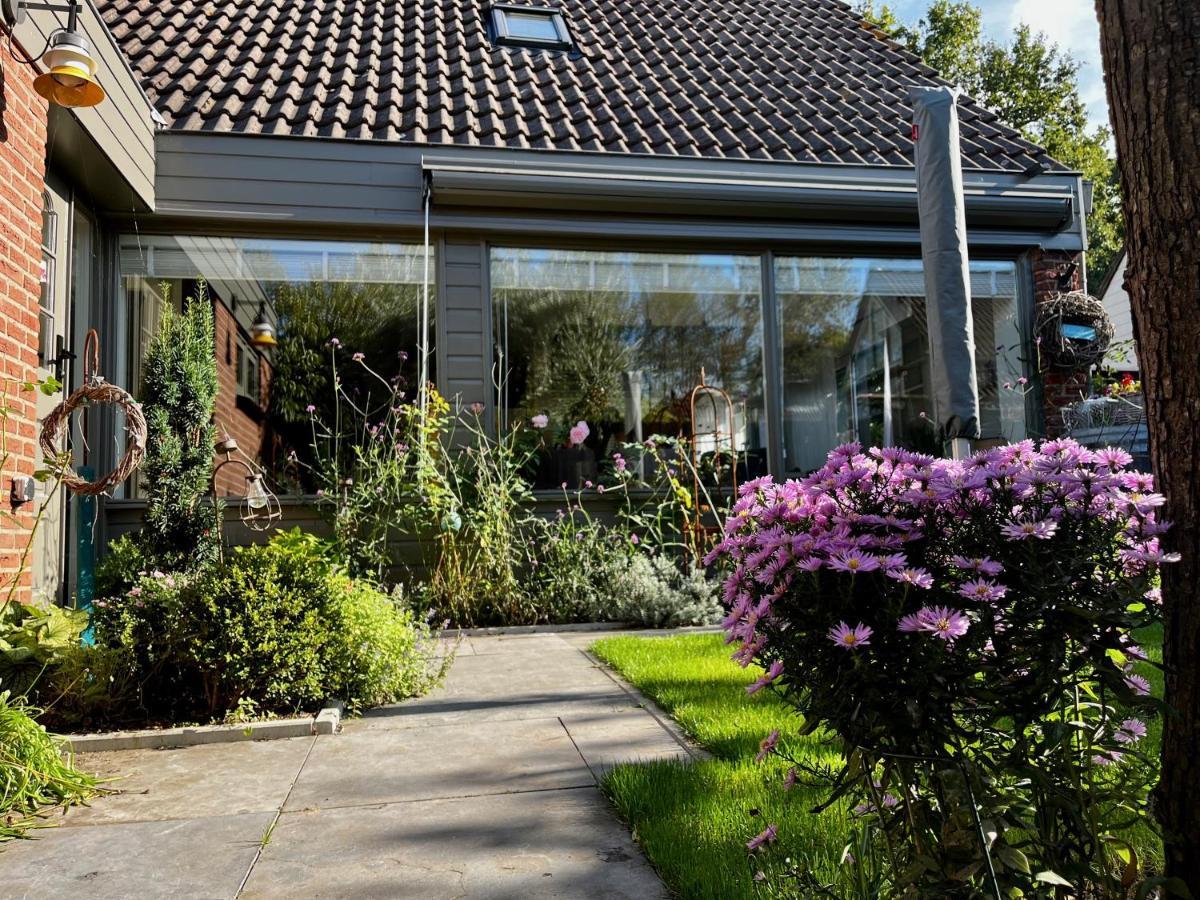 "Zonnekind" Atmospheric Holiday Home In Noordwijkerhout Near The Beach Kültér fotó